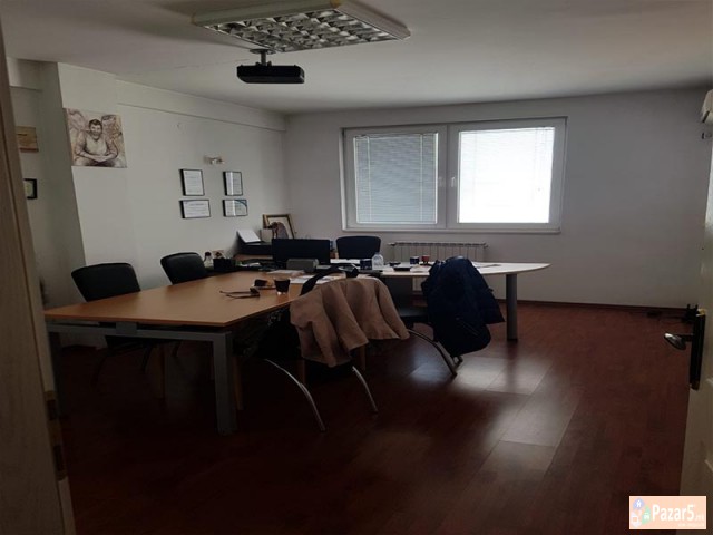 Se Iznajmuva Kancelariski Prostor Vo Centar