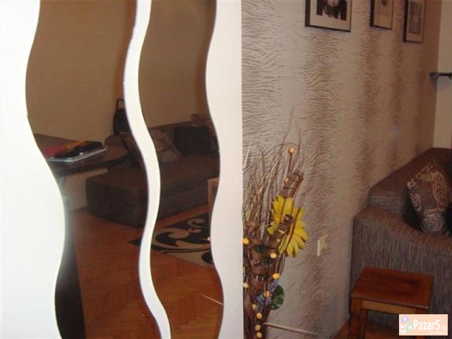 СЕ ИЗДАВА ДВОСОБЕН СТАН ВО МИЧУРИН