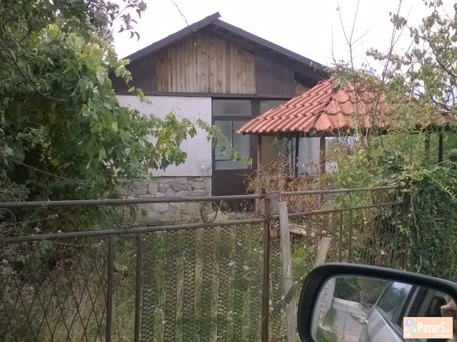 Plac So Vikendicka Vo G.nerezi