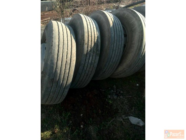Se Prodavat Gumi Barun 11/22.5