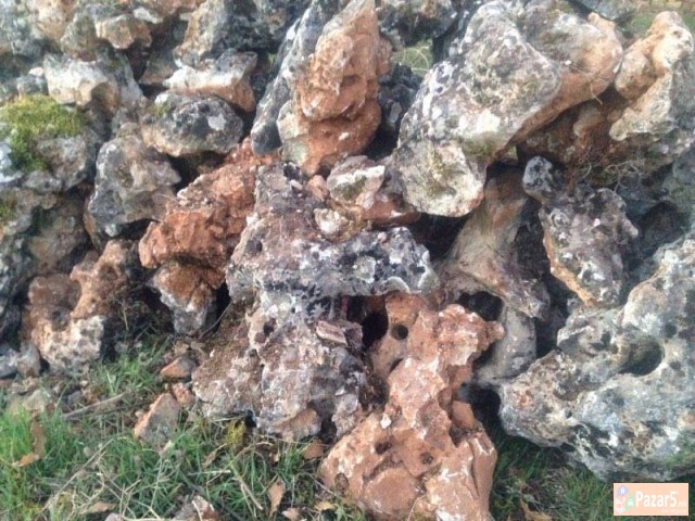 Se Prodava Ukrasen Kamen Za Fontani