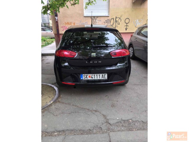Seat Leon Crn 2012 God Se Prodava Pothitno