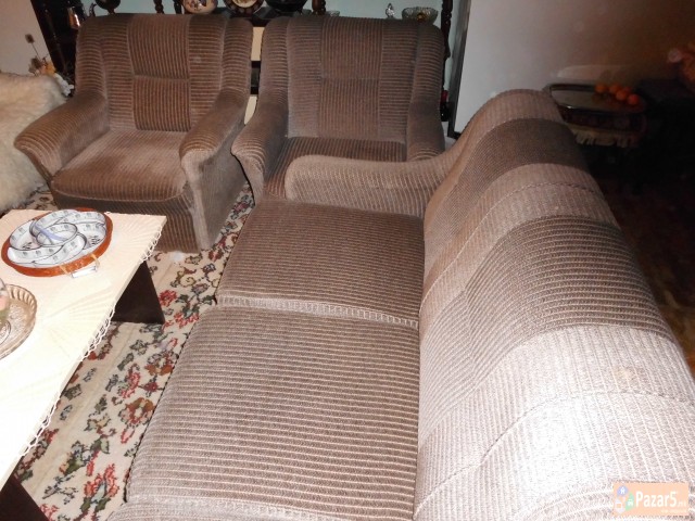 ГАРНИТУРА ЗА СЕДЕЊЕ (КАКО НОВА)!!!