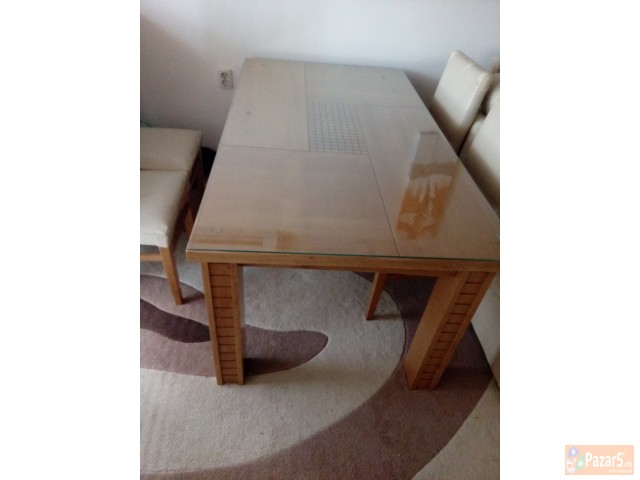 ПРОДАВАМ МАСА ОД МАСИВНО ДРВО