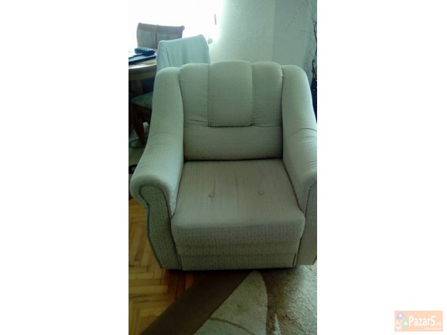 Многу поволно