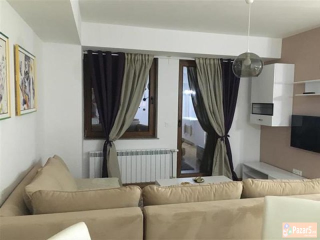 Se Iznajmuva Trosoben Stan Vo Karposh 3