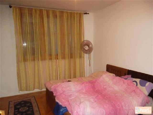 СЕ ИЗДАВА ДВОСОБЕН СТАН ВО КАРПОШ 2