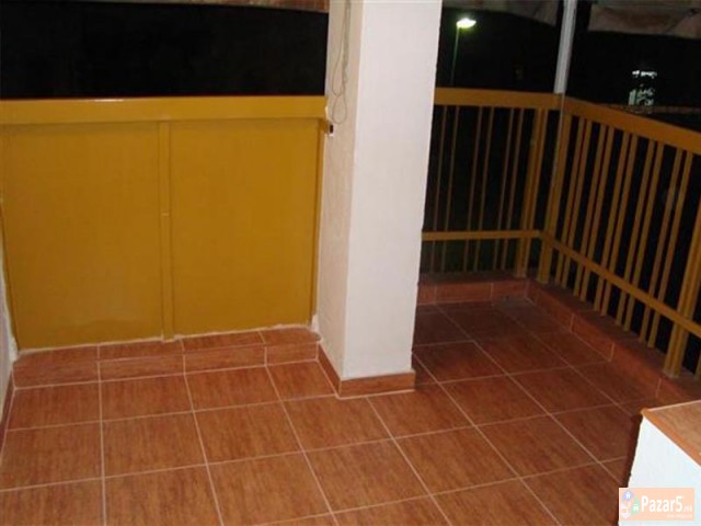 СЕ ИЗДАВА ТРОСОБЕН СТАН ВО АЕРОДРОМ