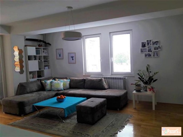 СЕ ИЗДАВА НОВ ДВОСОБЕН СТАН ВО КАРПОШ 2 / МИ-ДА