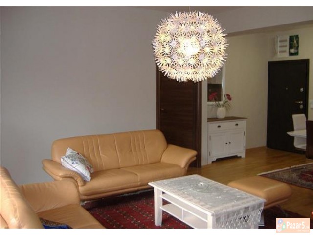 Се изнајмува луксузен стан 107м2 во Црниче