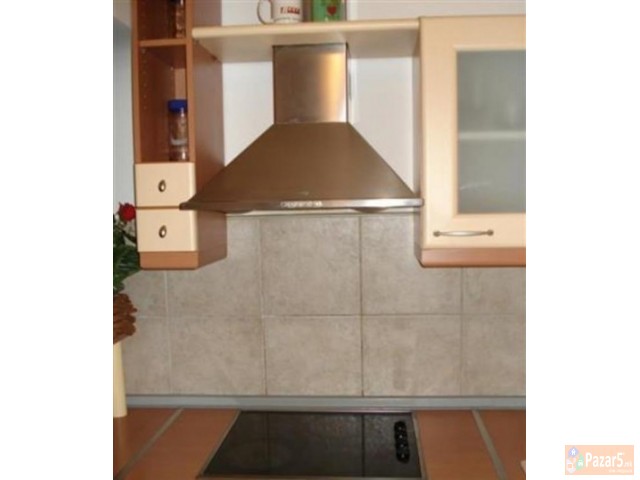 Се изнајмува стан 76м2 во Аеродром-Мичурин