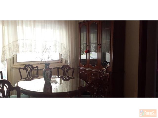 Се изнајмува наместен стан во Аеродром од 90 м2