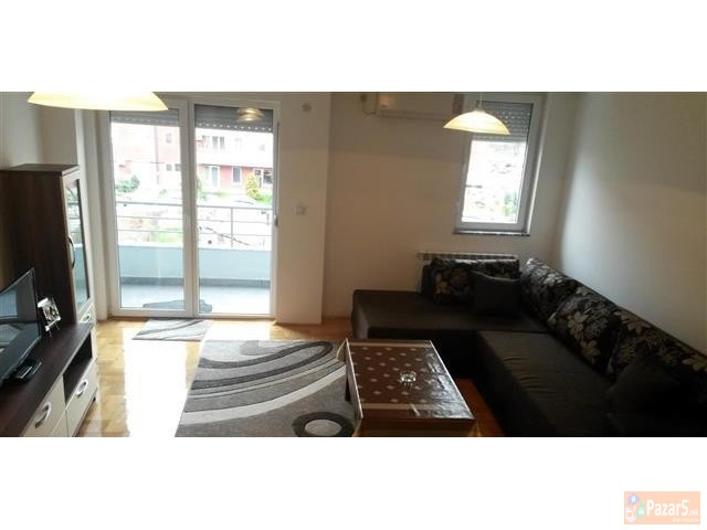 Се изнајмува 50м2 стан во Кисела Вода