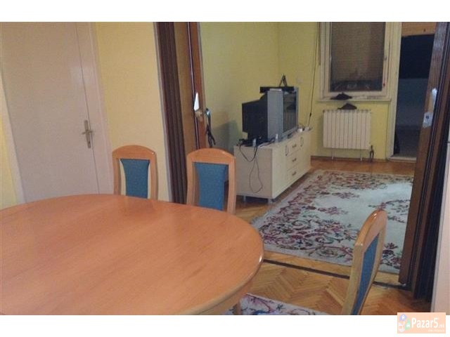 Се изнајмува стан 95м2 во Аеродром