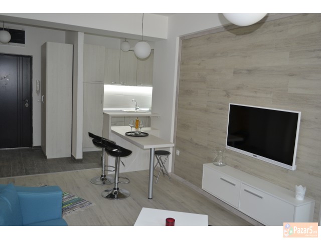 Se Iznajmuva Apartman