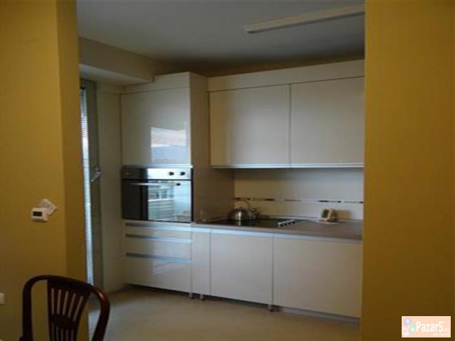 Se Iznajmuva Dvosoben Stan Vo Karposh 4