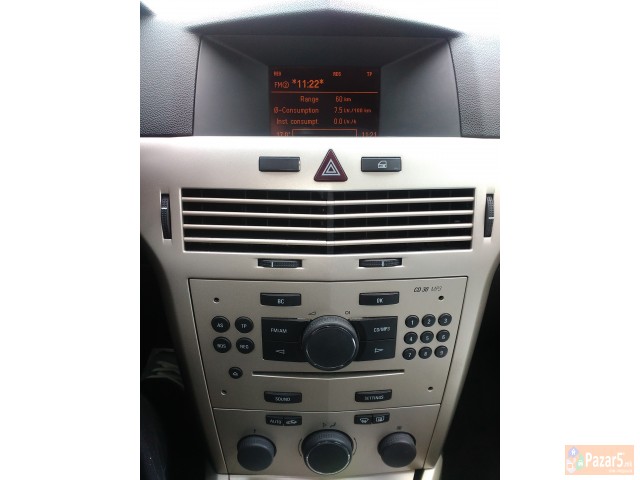 Opel Astra 1.7cdti Mnogu Socuvano