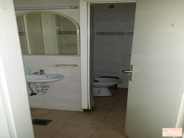 СЕ ИЗДАВА ДЕЛОВЕН ПРОСТОР ВО ТЦ ПАЛОМА БЈАНКА