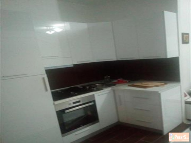 Se Iznajmuva Dvosoben Stan Vo Kapishtec