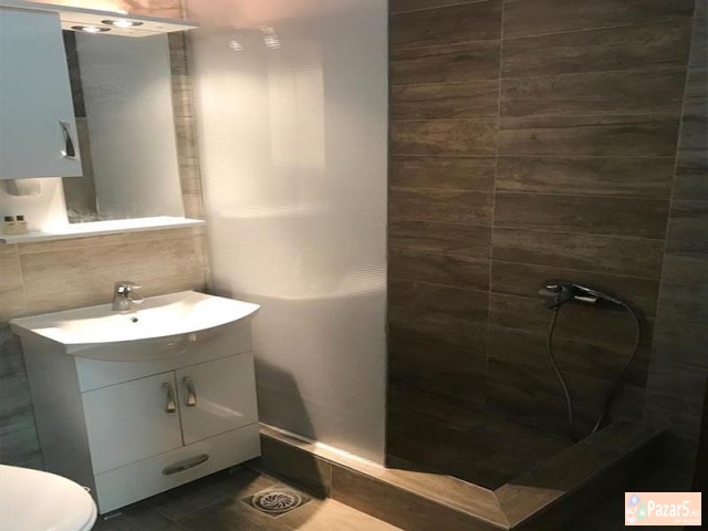 Se Iznajmuva Dvosoben Stan Vo Kapishtec