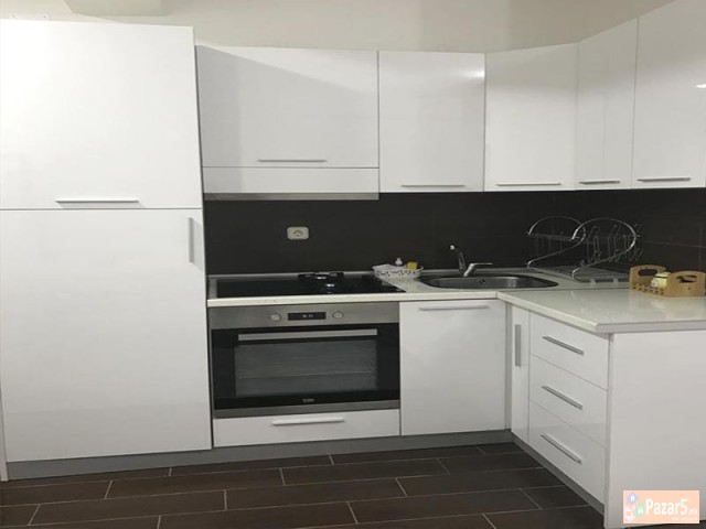 Se Iznajmuva Dvosoben Stan Vo Kapishtec