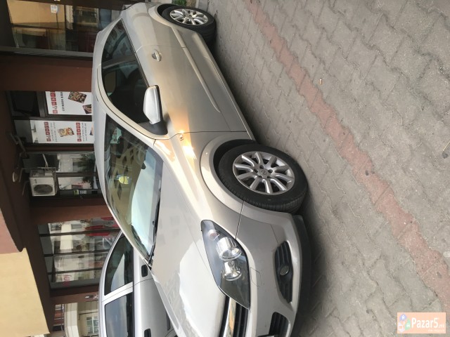 Se Prodava Opel Astra Gtc 1.7 2006god