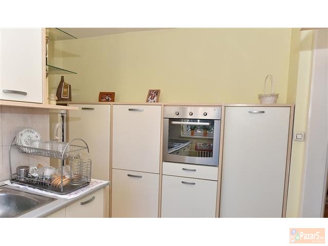 Се продава стан 88м2 во Карпош 1