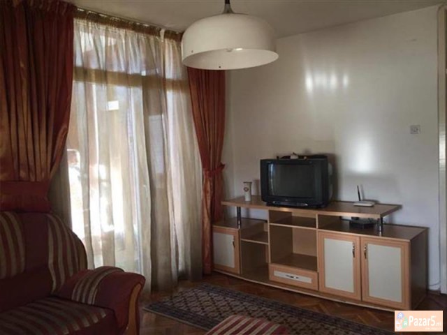 СЕ ИЗДАВА ТРОСОБЕН СТАН ВО СТРОГ ЦЕНТАР