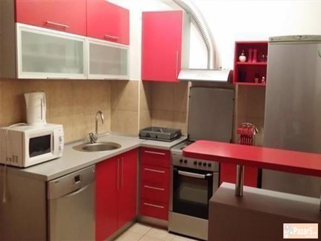 СЕ ИЗДАВА ТРОСОБЕН СТАН ВО ЦЕНТАР