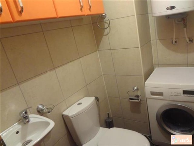 СЕ ИЗДАВА ТРОСОБЕН СТАН ВО ЦЕНТАР