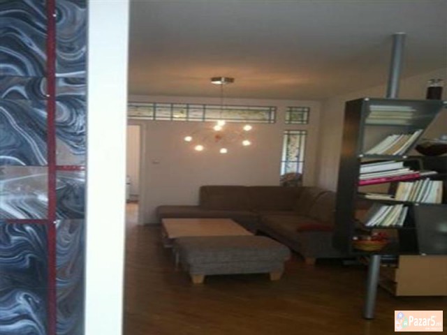 СЕ ИЗДАВА ТРОСОБЕН СТАН ВО ЦЕНТАР