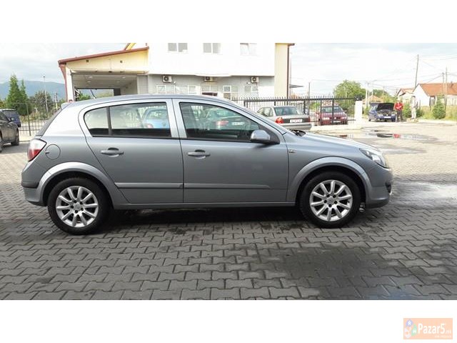 Opel Astra 1.3cdti 90ks.2006 Servisna(auto Kodeks)