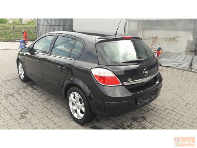 Opel Astra 1.7cdti 101ks.isuzu 2005 (auto Kodeks)