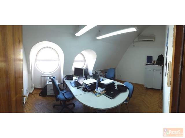 Се изнајмува деловен простор 204м2 над Црвен Крст