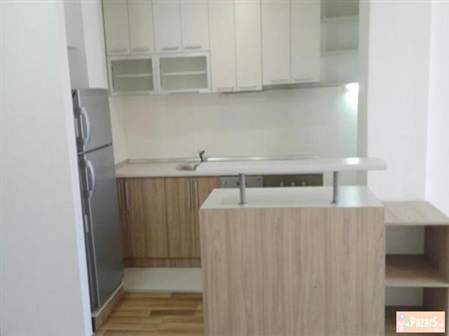 СЕ ИЗДАВА ТРОСОБЕН СТАН ВО КАРПОШ 1