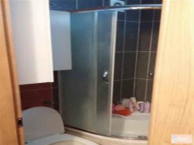 СЕ ИЗДАВА ТРОСОБЕН СТАН ВО АЕРОДРОМ