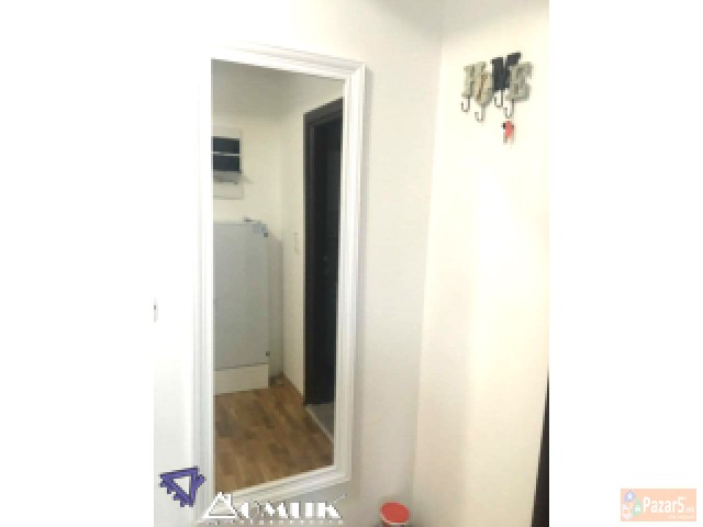 Domik Izdava Luksuzen Nevselen Stan Kaj Katolicka