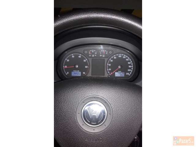 Prodavam Skoro Novo Vw Polo 1.2 
