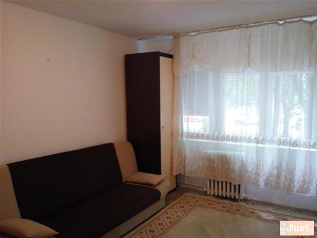 СЕ ИЗДАВА ДВОСОБЕН СТАН ВО КАРПОШ 1