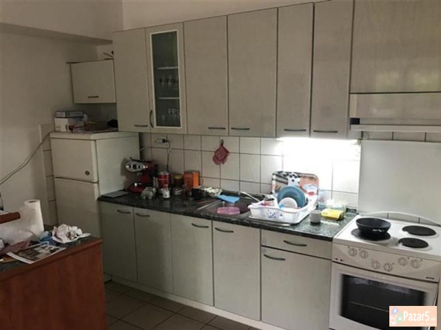 СЕ ИЗДАВА ДВОСОБЕН СТАН ВО АЕРОДРОМ