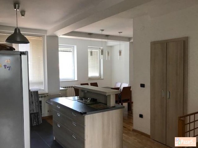 СЕ ИЗДАВА НОВ ЧЕТВОРОСОБЕН СТАН ВО ДЕБАР МААЛО