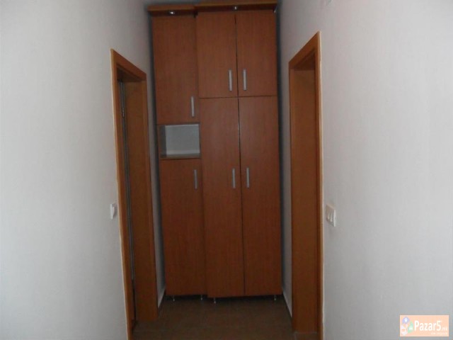 СЕ ИЗДАВА ТРОСОБЕН СТАН ВО КАРПОШ 2 МИ-ДА