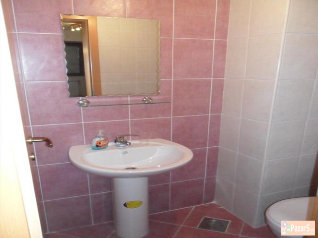 СЕ ИЗДАВА ТРОСОБЕН СТАН ВО КАРПОШ 2 МИ-ДА