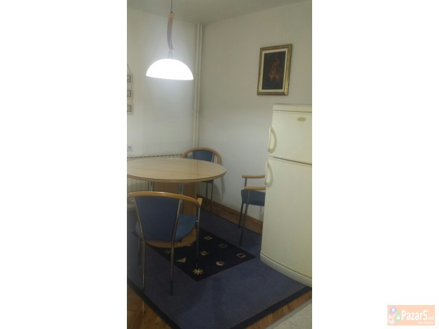 Izdavam Stan Do Dramski Teatar