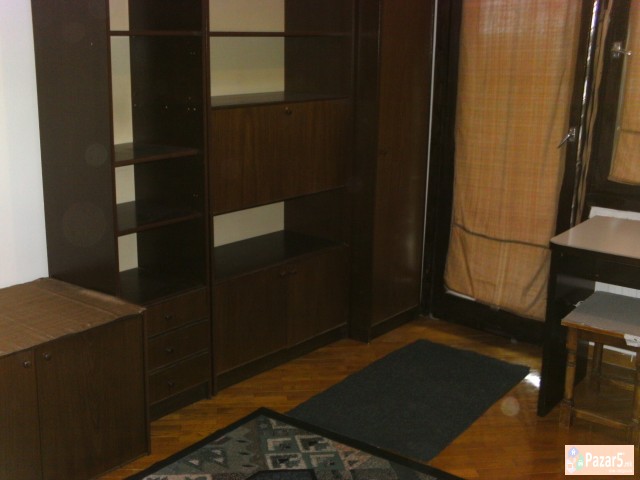 СЕ ИЗДАВА ЕДНОСОБЕН СТАН ВО КАПИШТЕЦ