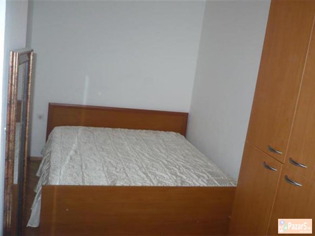 СЕ ИЗДАВА ДВОСОБЕН СТАН ВО ЦЕНТАР