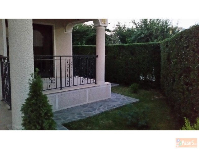 Se Prodava Kukja Vo N.hrom