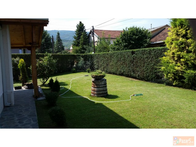 Se Prodava Kukja Vo N.hrom