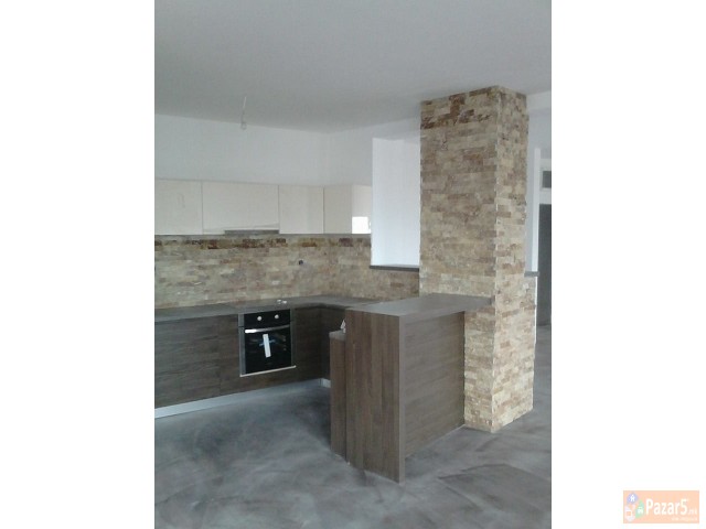 МЕРМЕРНА БУЊА И ДЕКОРАТИВЕН КАМЕН