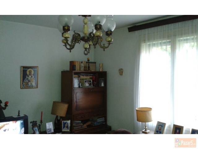 Се продава куќа 110м2 во Кисела Вода